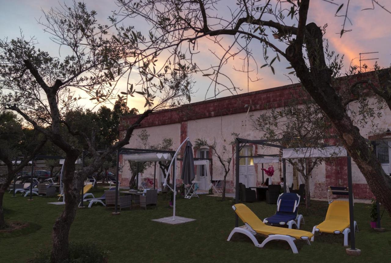 Il Casale Di Punta Prosciutto Acomodação com café da manhã Exterior foto