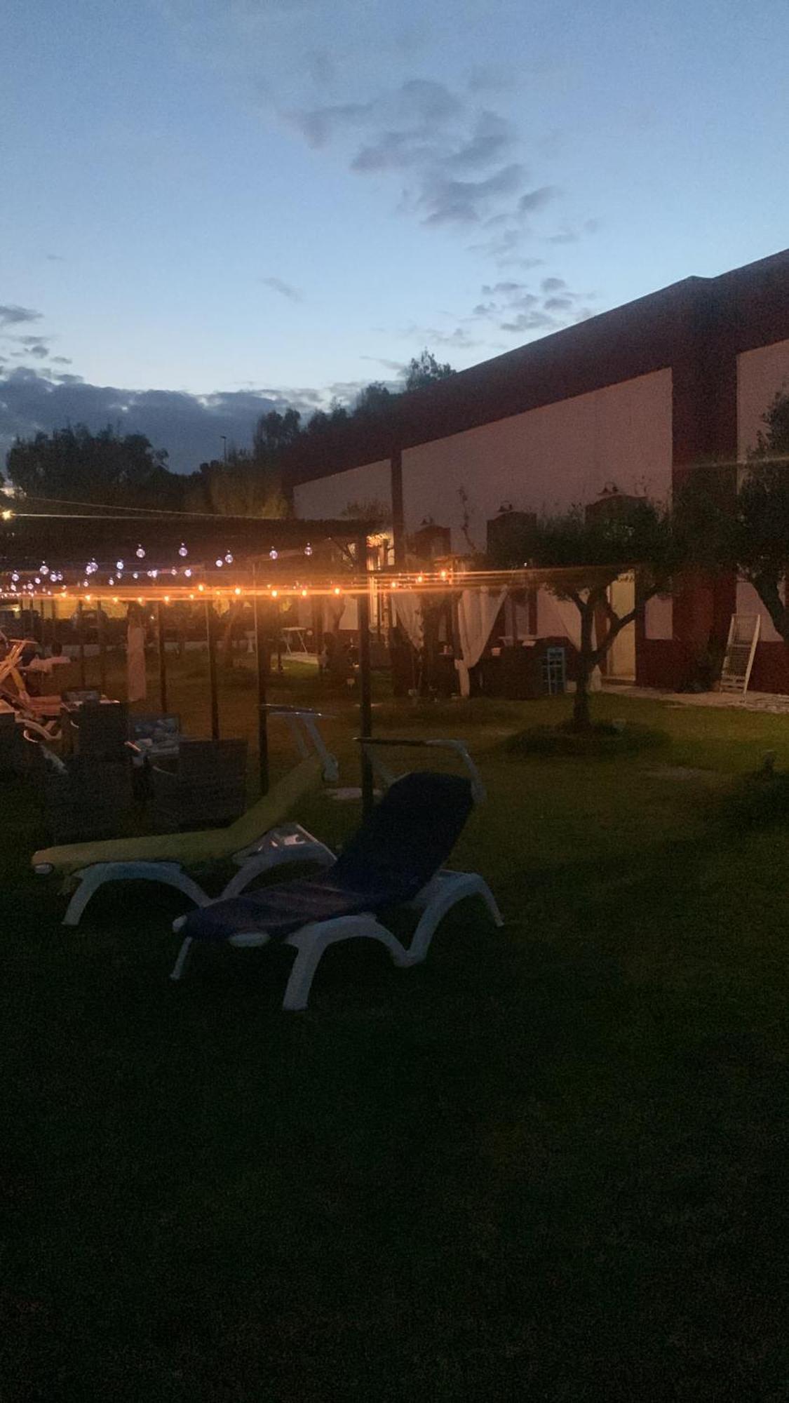 Il Casale Di Punta Prosciutto Acomodação com café da manhã Exterior foto