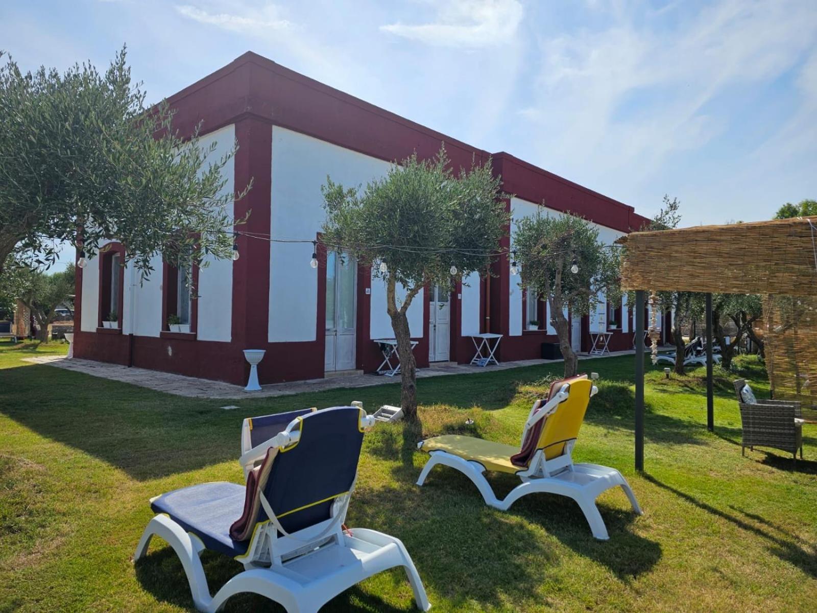 Il Casale Di Punta Prosciutto Acomodação com café da manhã Exterior foto